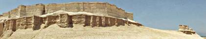 Пепельная "стена " Гоморры - типичная хананеянская двойная стена с пилястрами